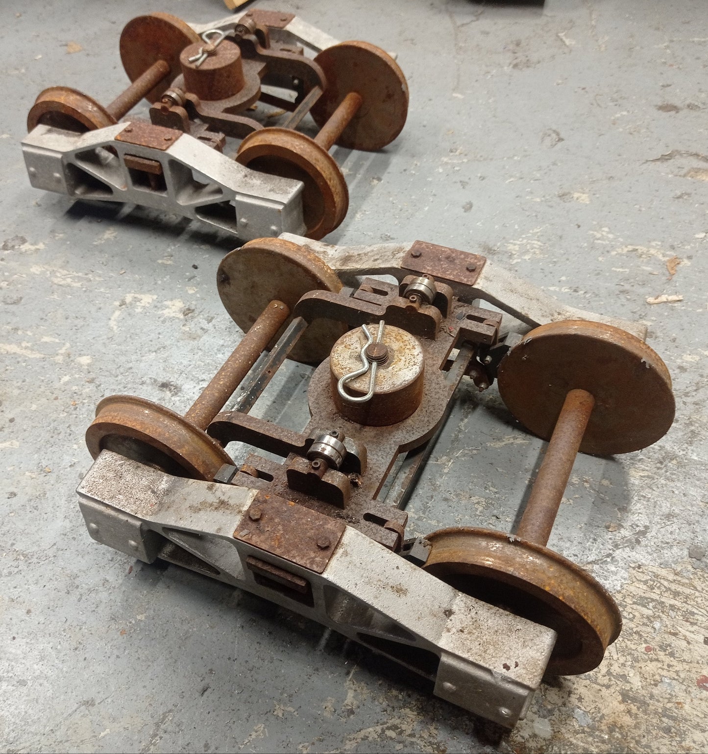 1555 - Pair of 7¼" Gauge Bogies