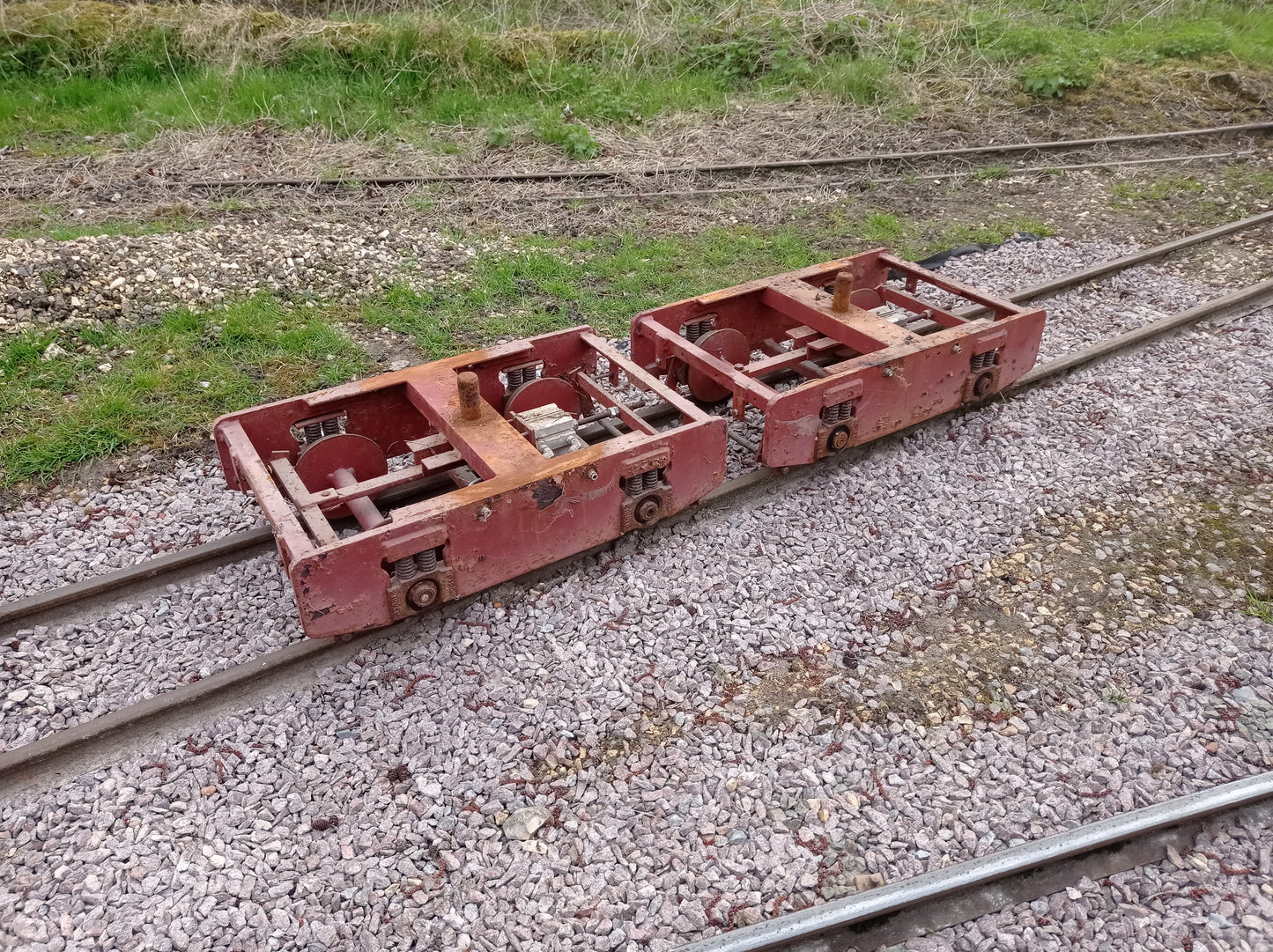 1403 - 2 x 10 1/4" Gauge Air Braked Bogies