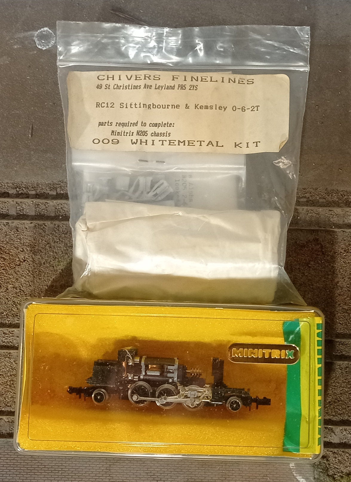 Chivers Finelines 009 Gauge Sittingbourne & Kemsley 0-6-2T locomotive kit with chassis