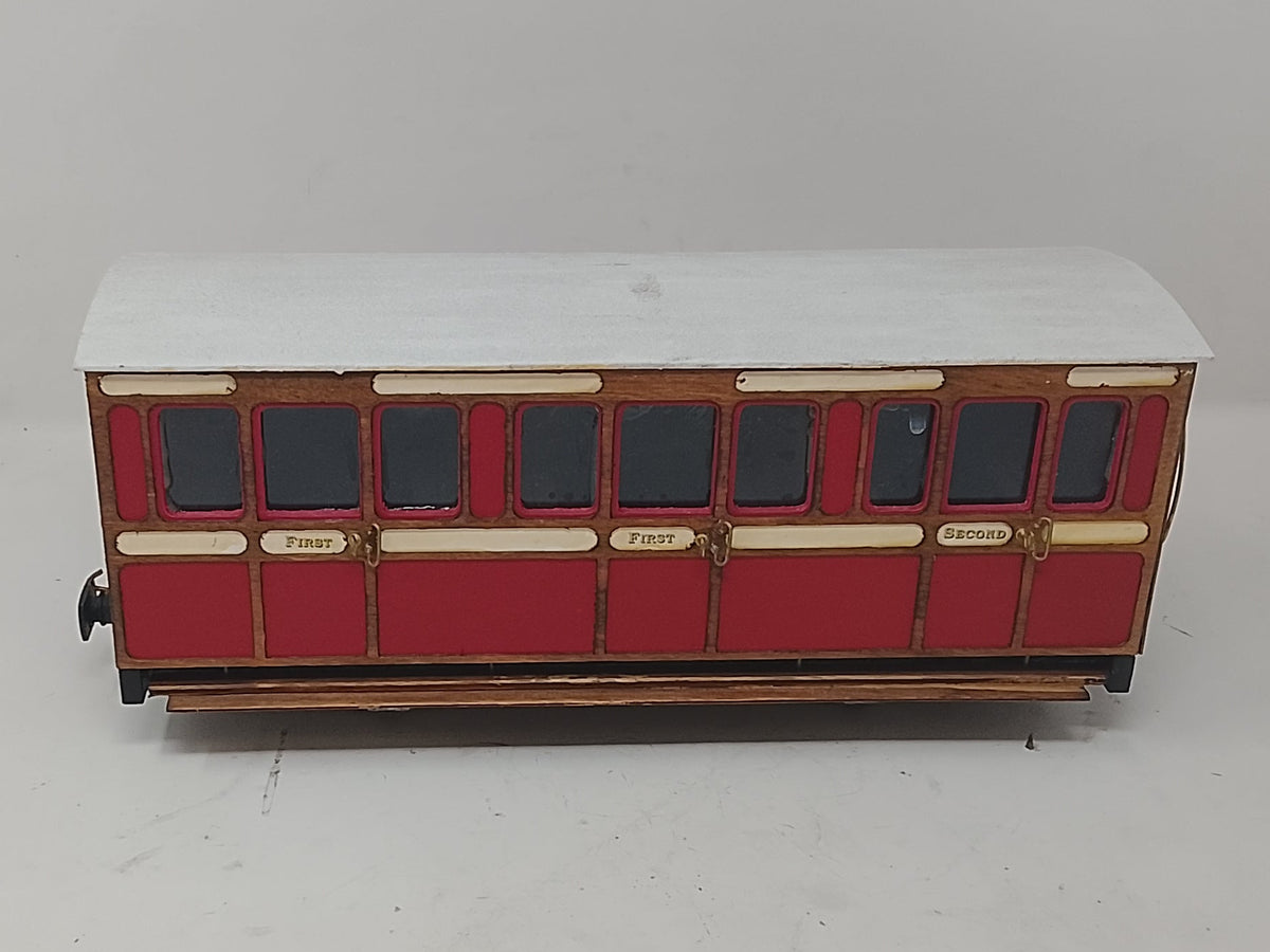 45mm Gauge Brandbright 4 Wheel Three Compartment Coach