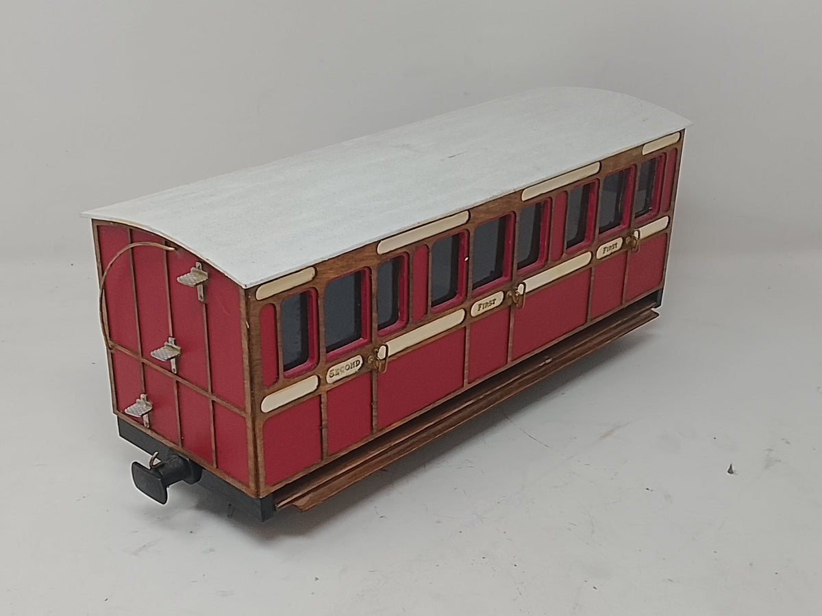 45mm Gauge Brandbright 4 Wheel Three Compartment Coach