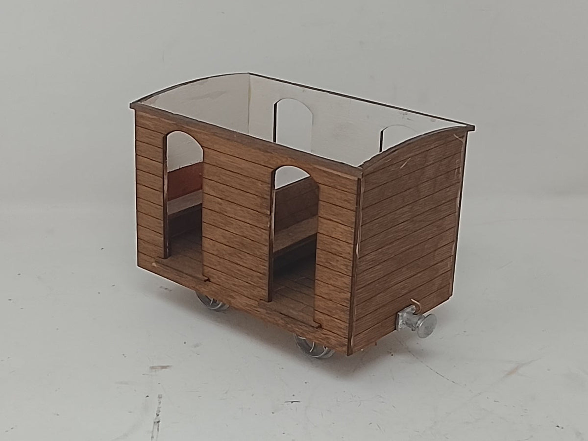 1643 - 45mm Gauge Ffestiniog Railway Quarryman's Coach