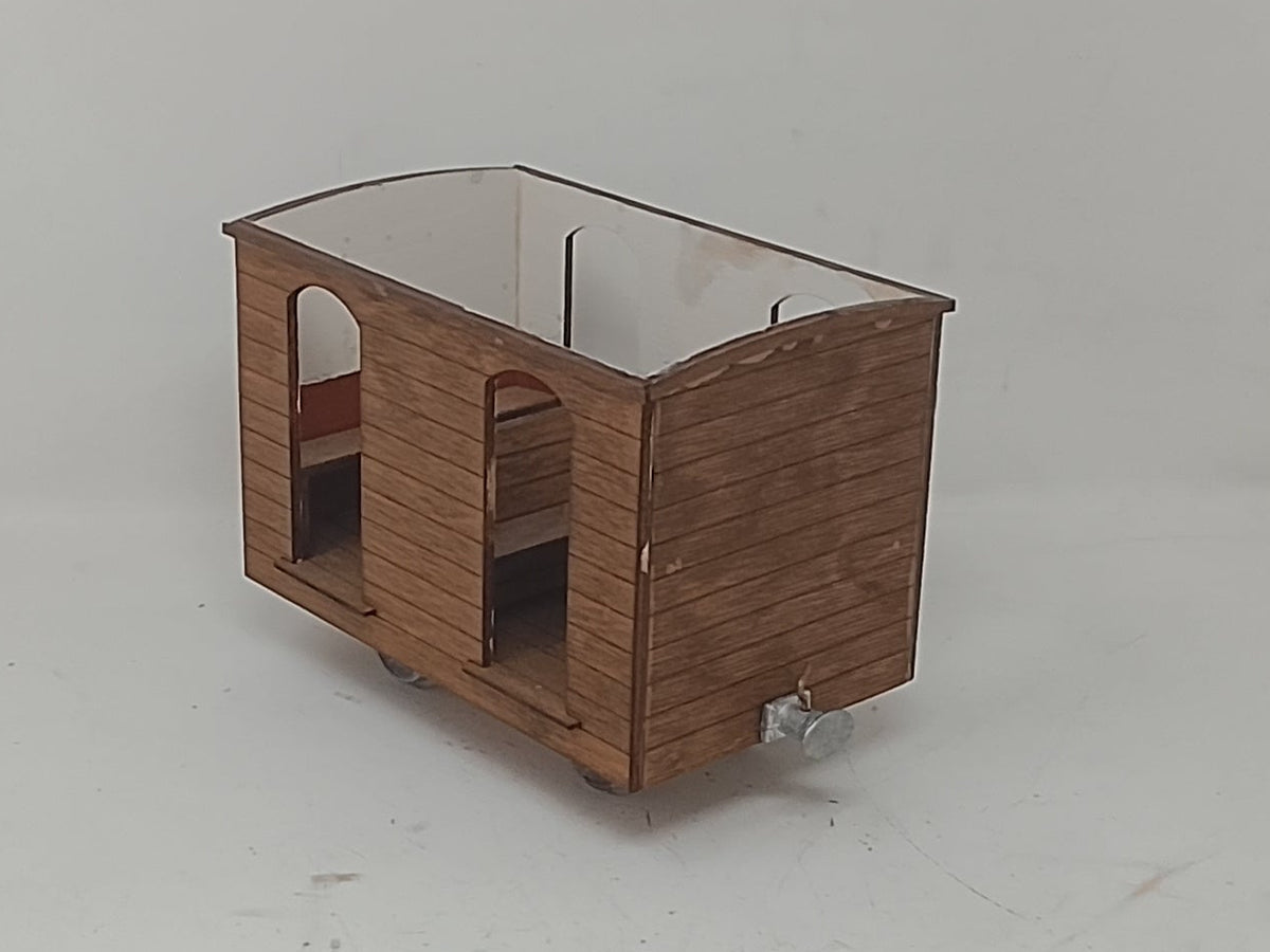 1643 - 45mm Gauge Ffestiniog Railway Quarryman's Coach
