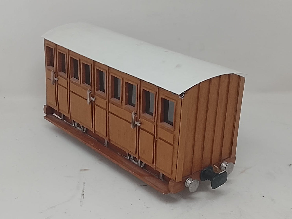 1653 - 45mm Gauge 4 Wheel Coach (3 Compartment)