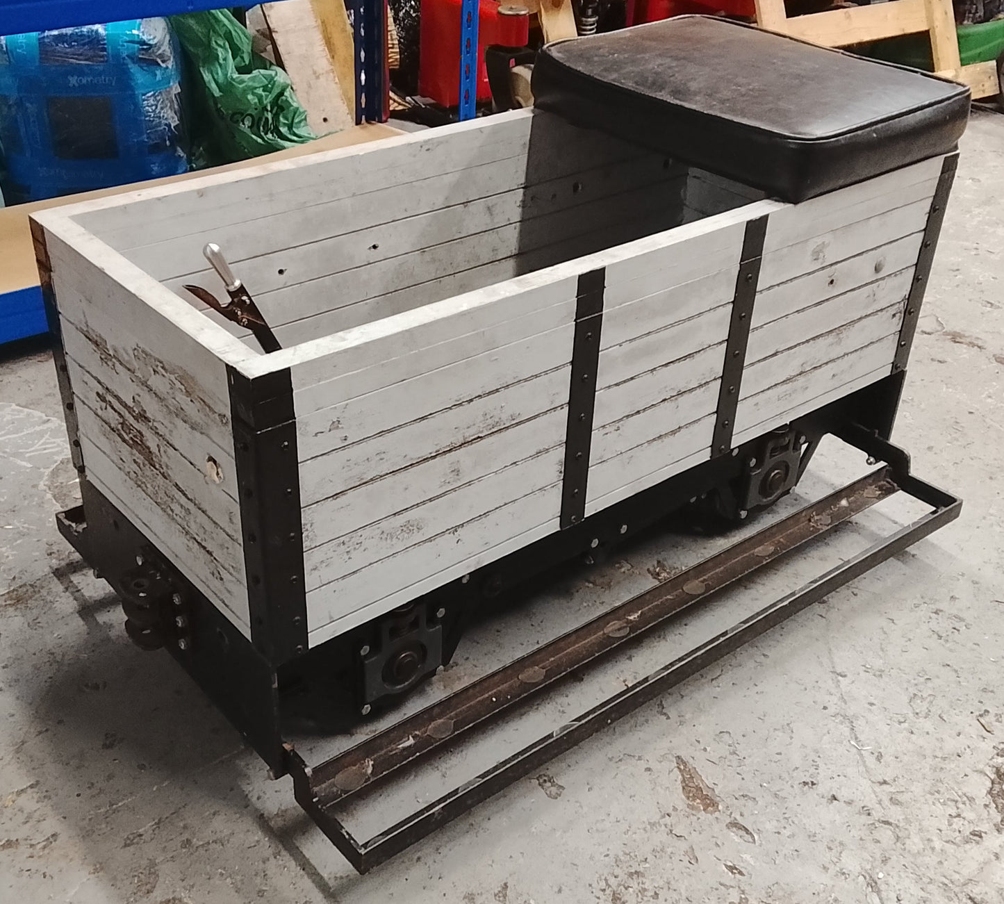 1529 - 7¼" Gauge Ride on Railways Driving Truck