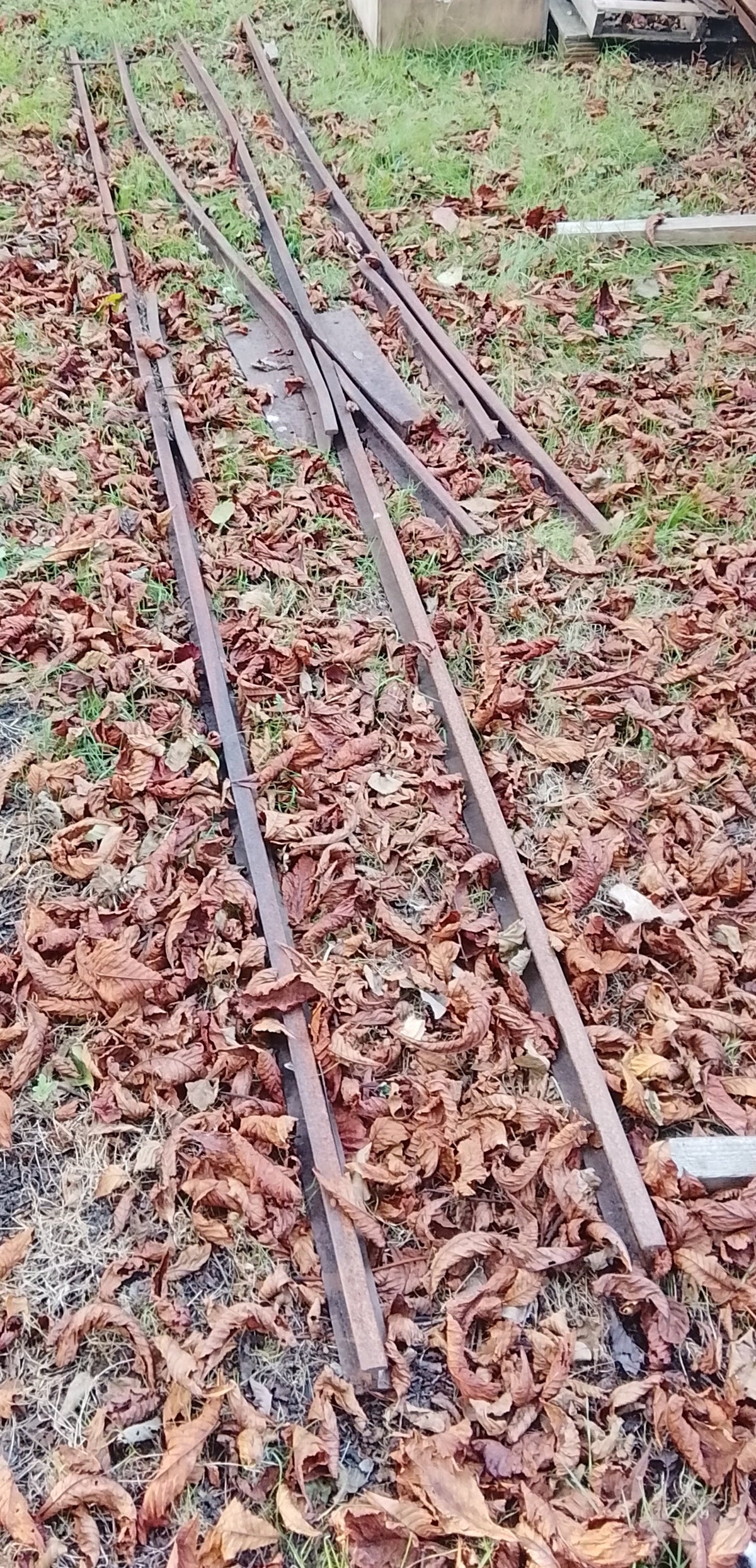 Pair of 10 1/4" Gauge Points