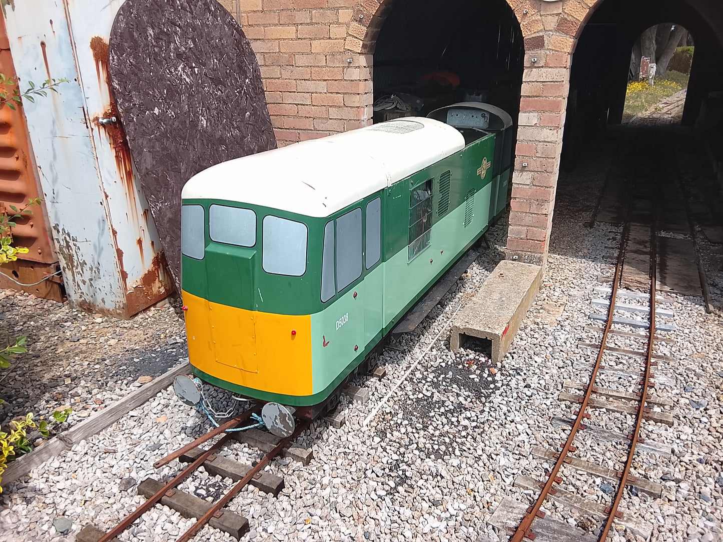 7¼" Gauge Class 24 Diesel Hydraulic Locomotive