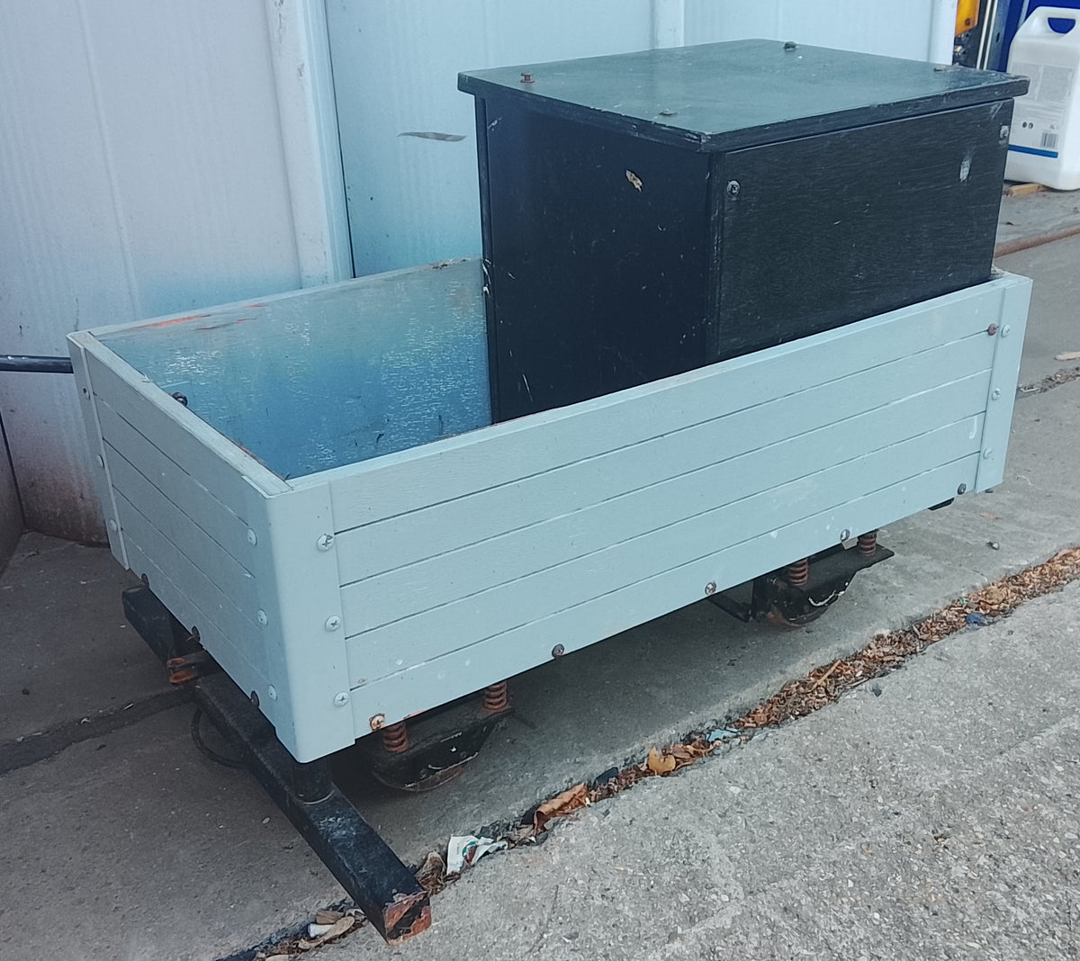 1560 - 5" Gauge Driving Truck