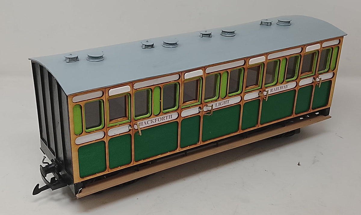 1571 - 45mm Gauge 4 Compartment Bogie Coach