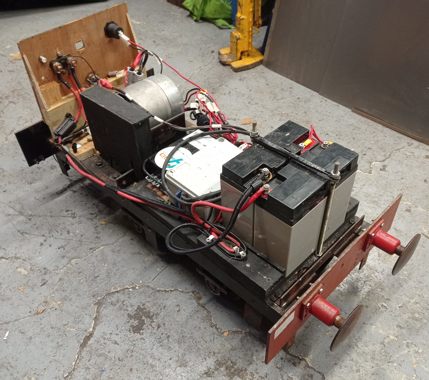 1528 - 7¼" Gauge Simplicity II Battery Locomotive (Green)