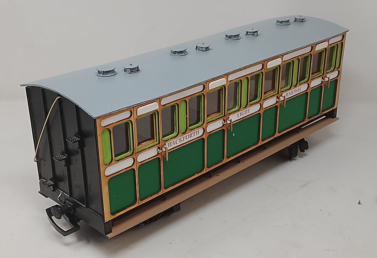 1571 - 45mm Gauge 4 Compartment Bogie Coach