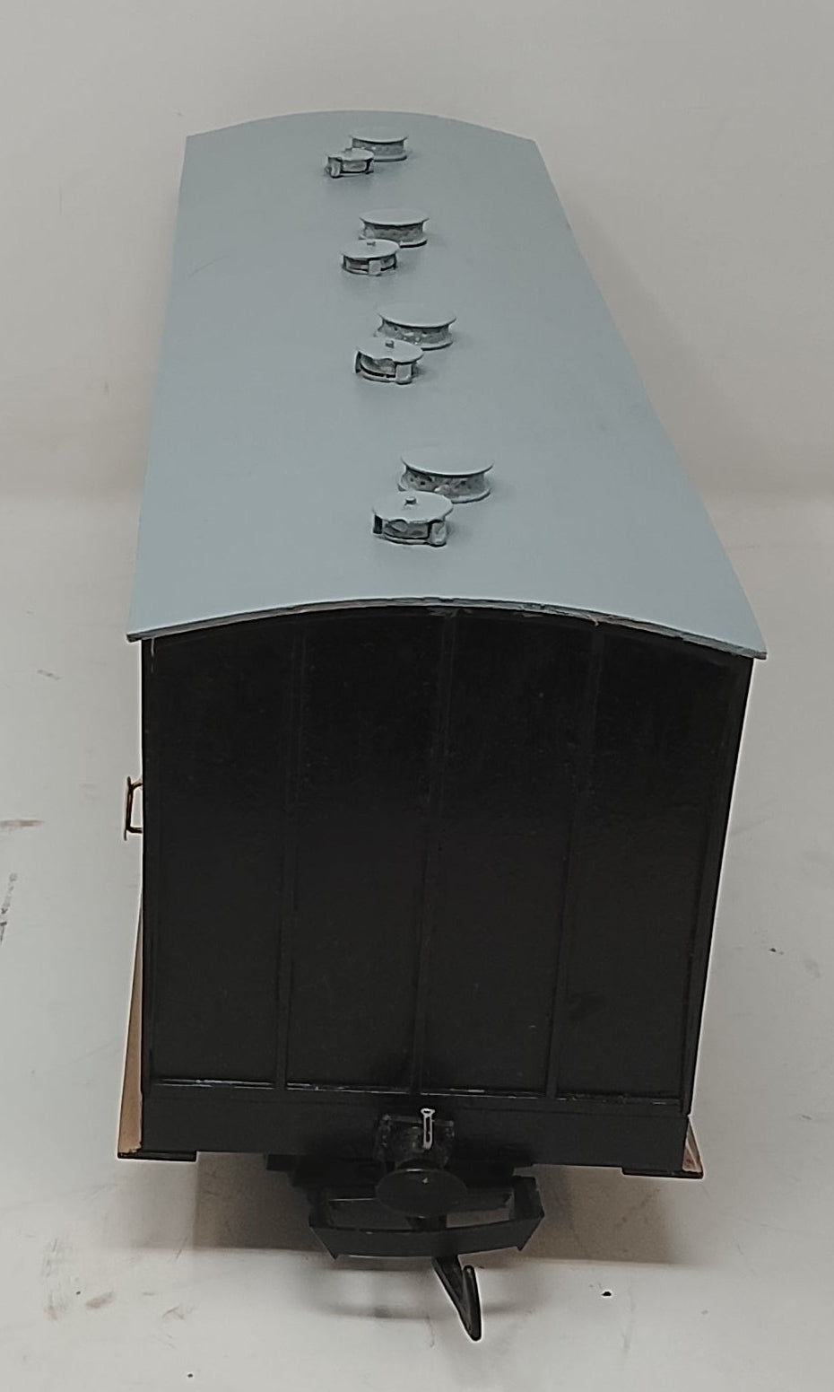 1571 - 45mm Gauge 4 Compartment Bogie Coach