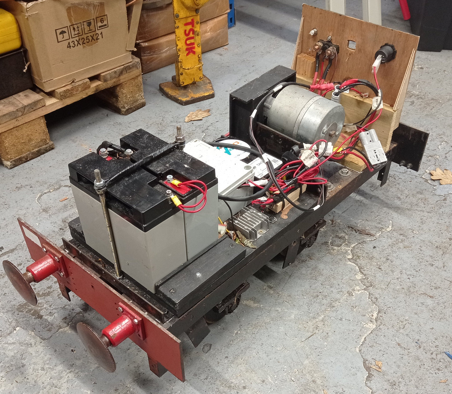 1528 - 7¼" Gauge Simplicity II Battery Locomotive (Green)