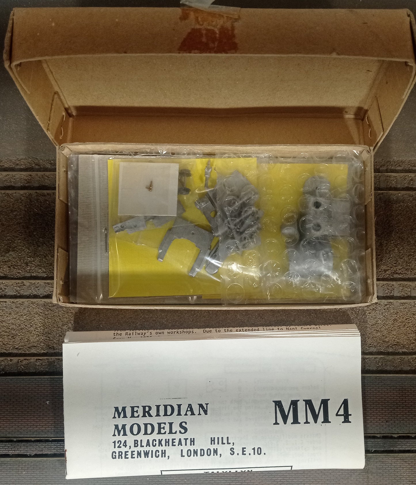 Meridian 009 Gauge Talyllyn locomotive Kit with chassis
