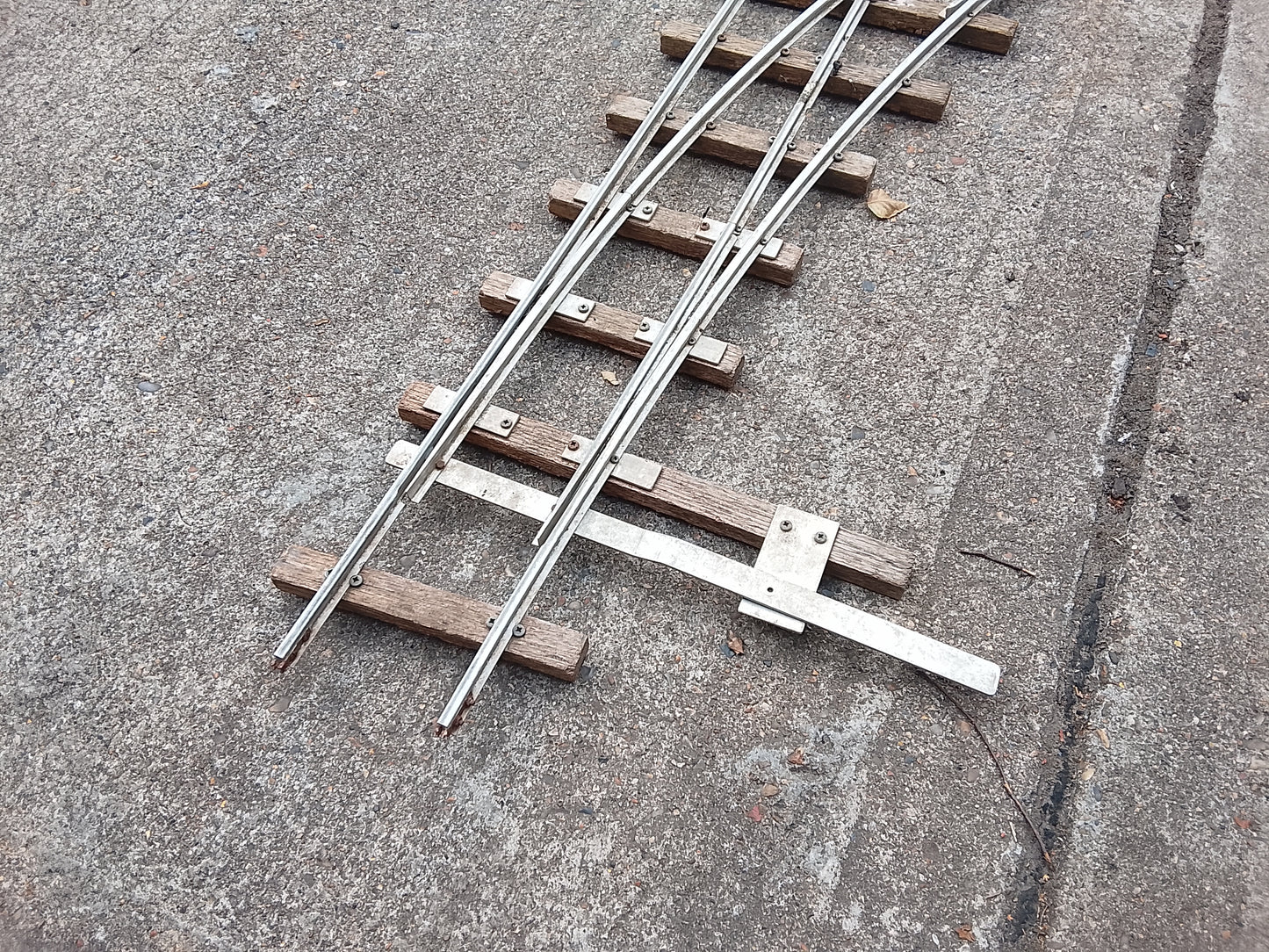 5" Gauge Point