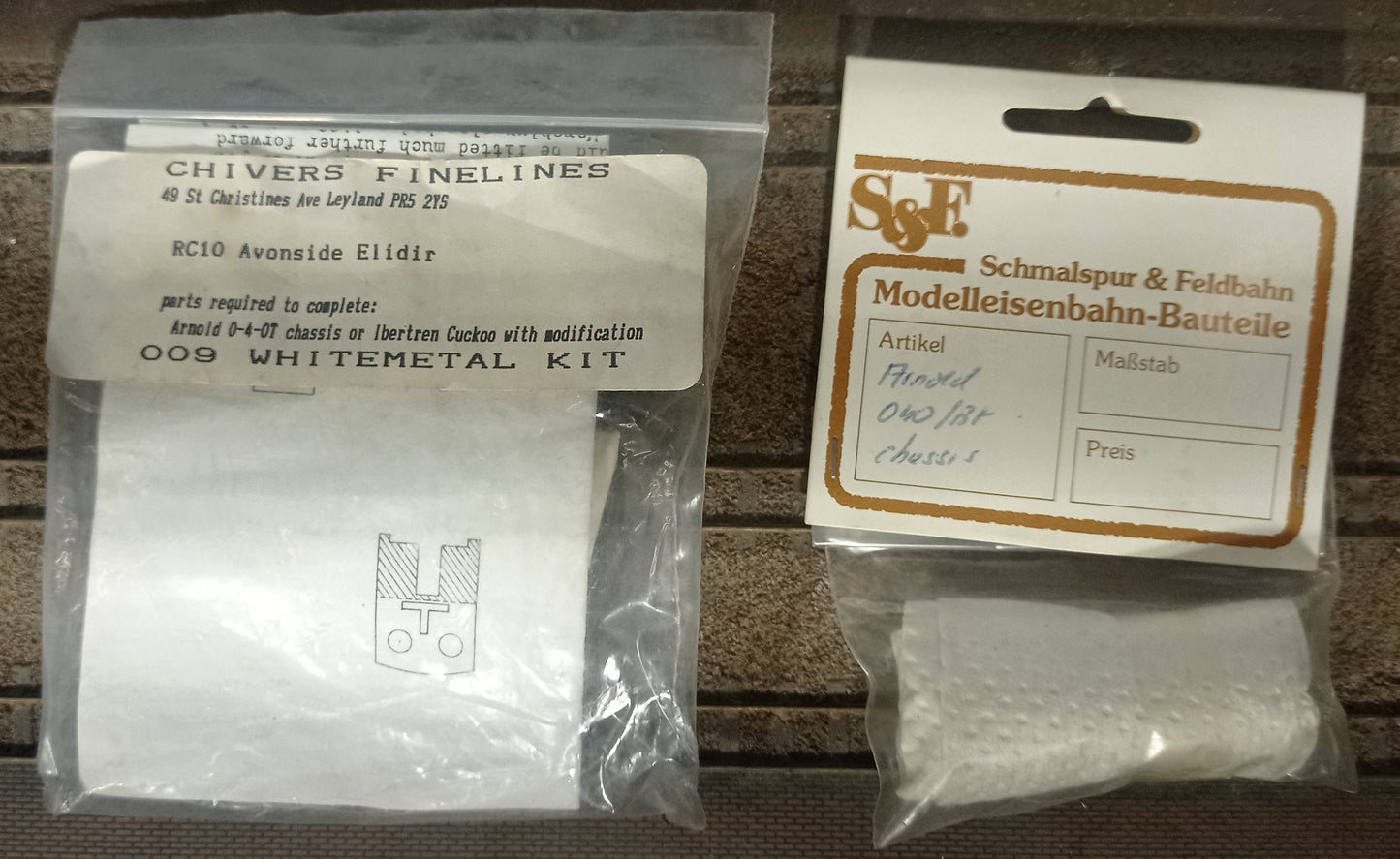 Chivers Finelines 009 Gauge Avonside Elidir locomotive kit with chassis